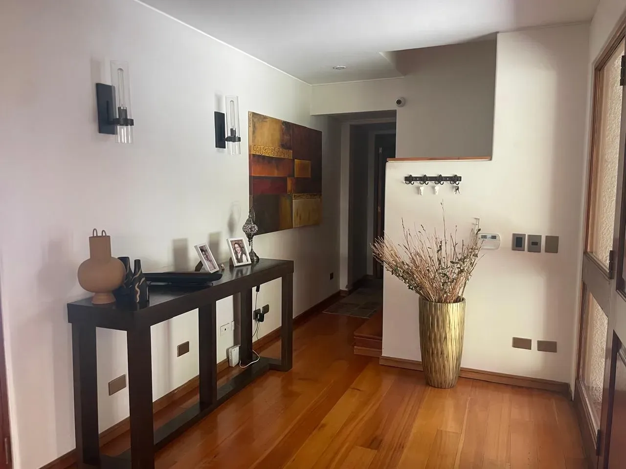 Preciosa Casa Familiar en Venta Quichamali