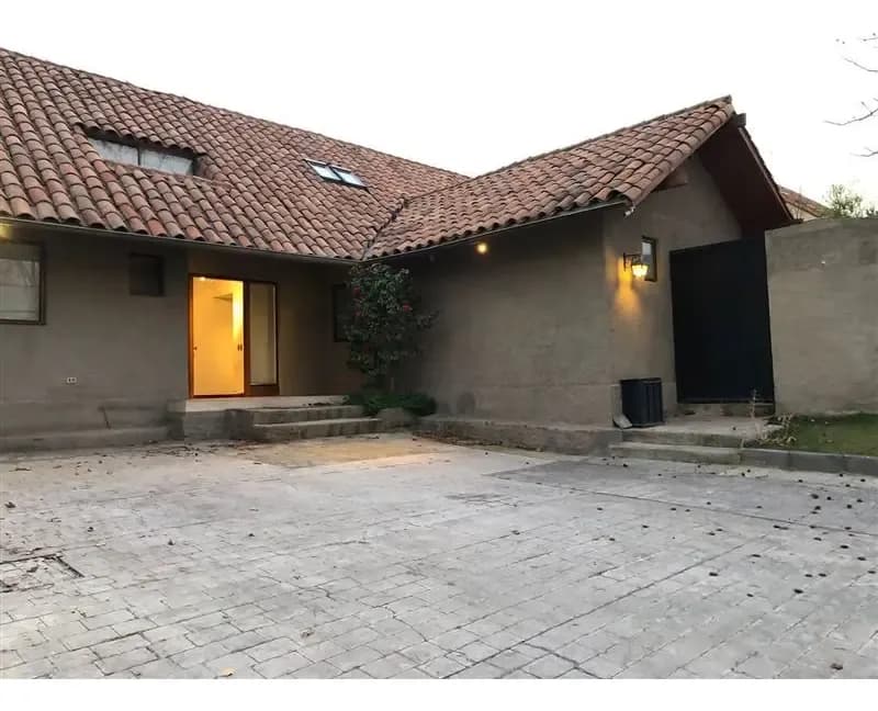 Casa en Venta en Lo Barnechea