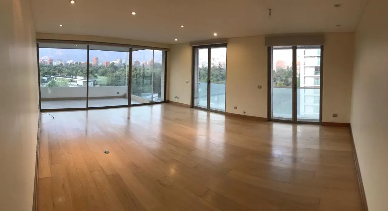 Edificio Exclusivo Muy Bien Ubicado Vista Asegurada el Golf