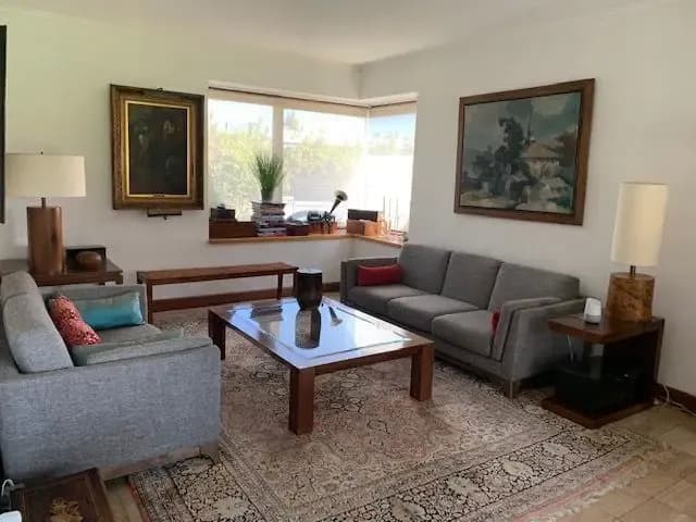Casa en Venta de 5 Dorm. en las Condes