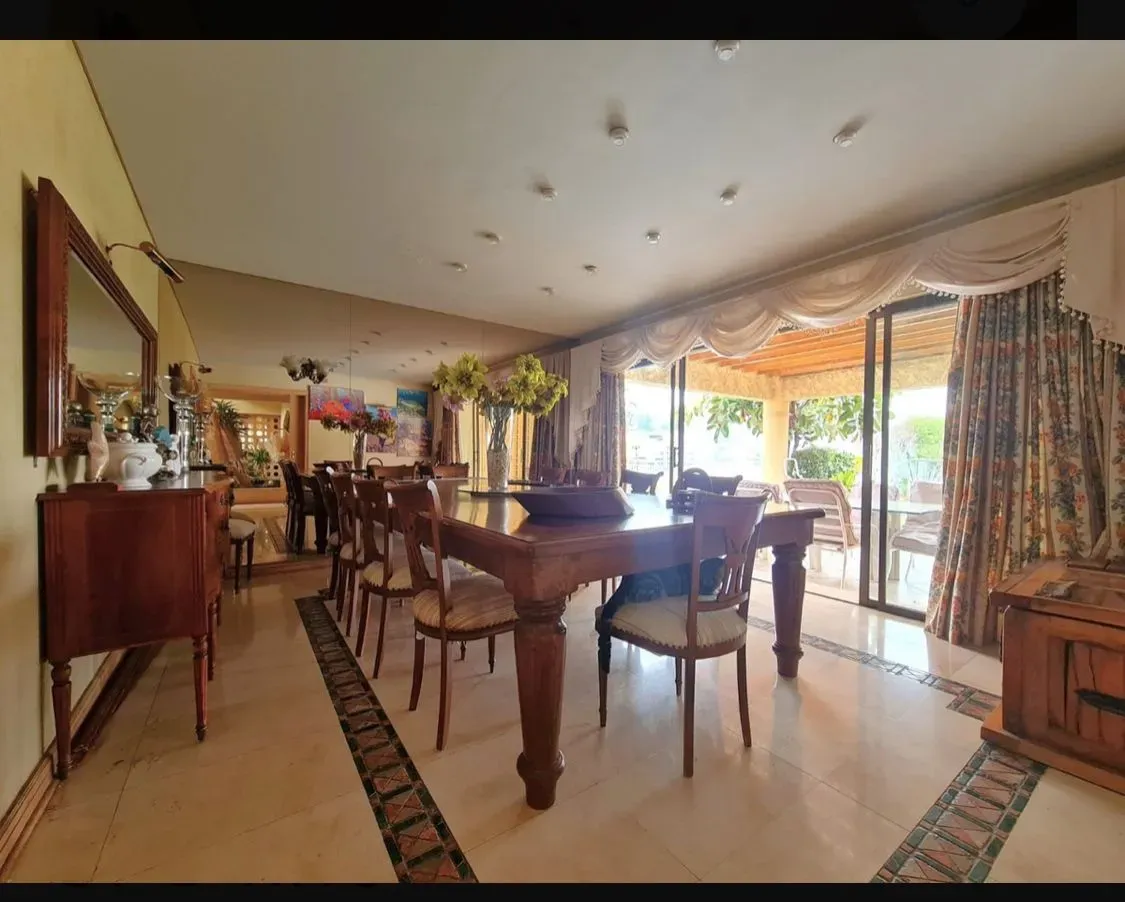 Casa en Arriendo en los Dominicos, las Condes