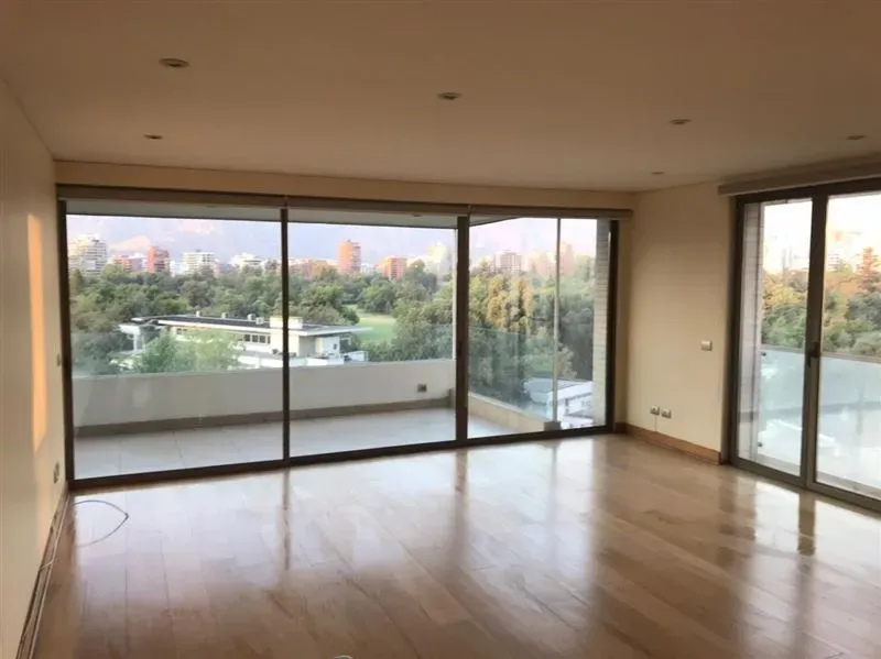 Edificio Exclusivo Muy Bien Ubicado Vista Asegurada el Golf