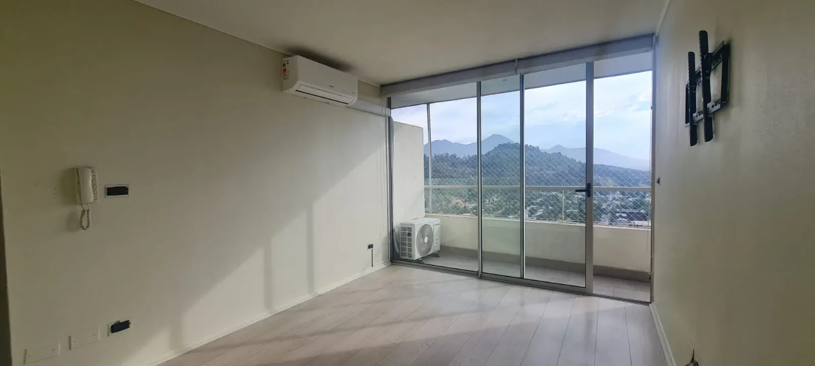 Hermoso Departamento, Cercano a Metro.