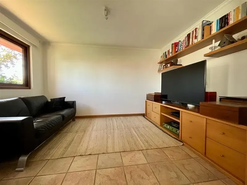 Casa en Venta de 5 Dorm. en las Condes