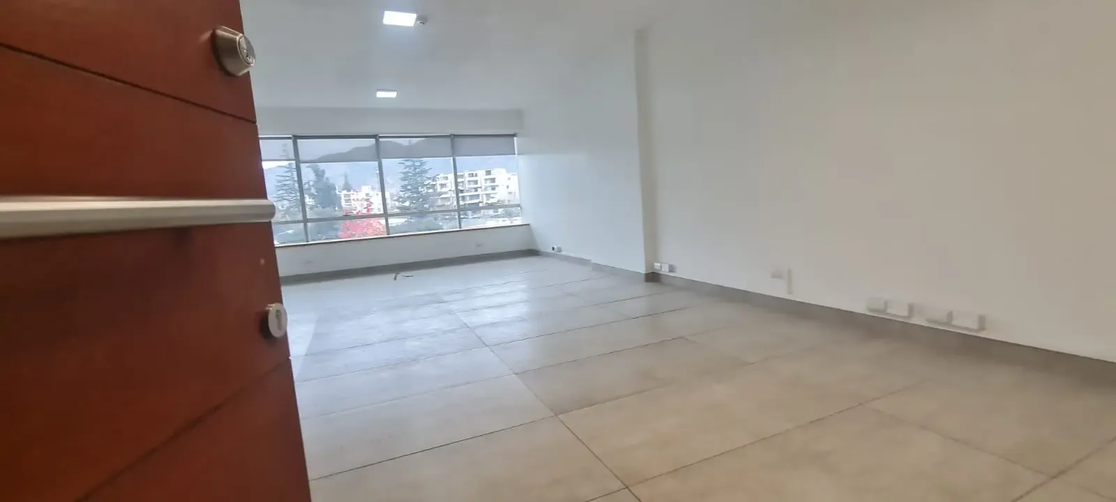 Oficina Excelentes Vistas